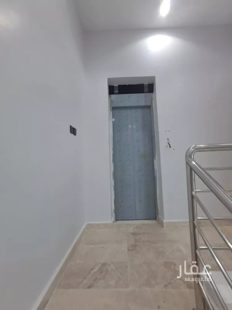 دور للبيع في شارع يحيى المفتي, حي طويق, مدينة الرياض, منطقة الرياض صورة 3