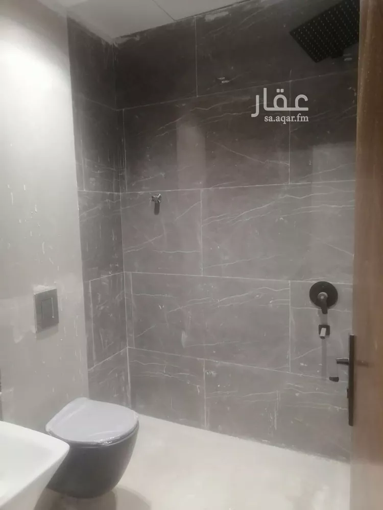 دور للبيع في شارع البحيرات, حي العريجاء الغربي, مدينة الرياض, منطقة الرياض صورة 4