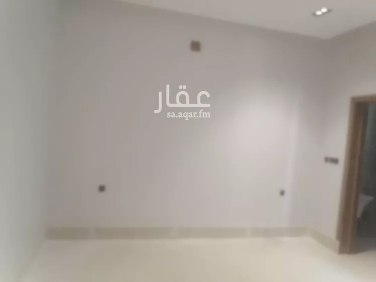 دور للبيع في شارع البحيرات, حي العريجاء الغربي, مدينة الرياض, منطقة الرياض صورة 3