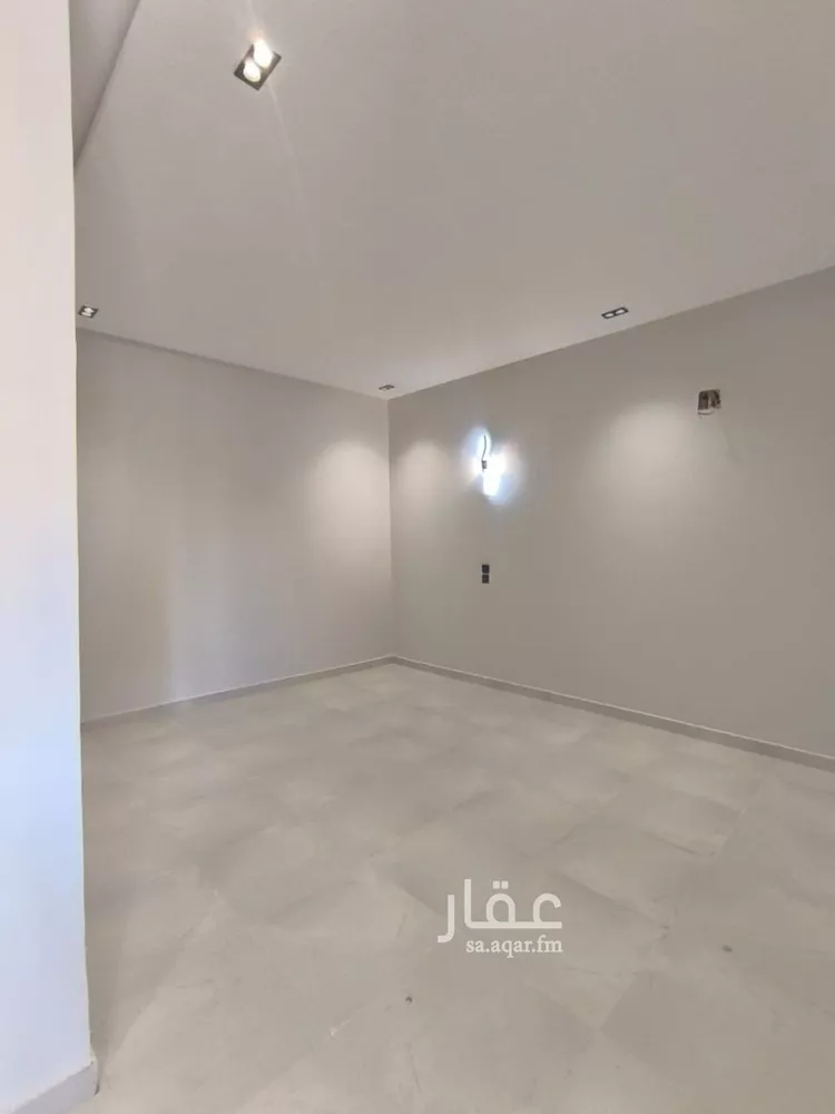 شقة للبيع في شارع البارع البغدادي, حي ظهرة البديعة, مدينة الرياض, منطقة الرياض