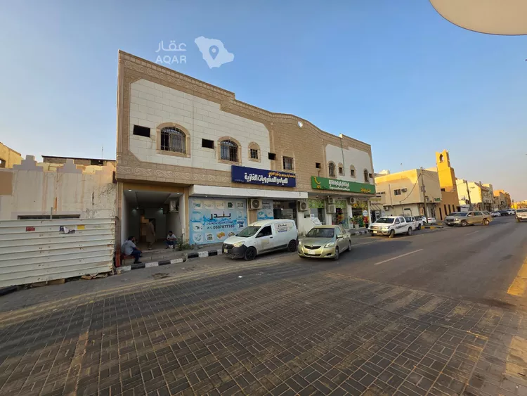 عمارة للإيجار في شارع عبدالعزيز ال سعود, حي العين, مدينة الجبيلة, منطقة الرياض صورة 2