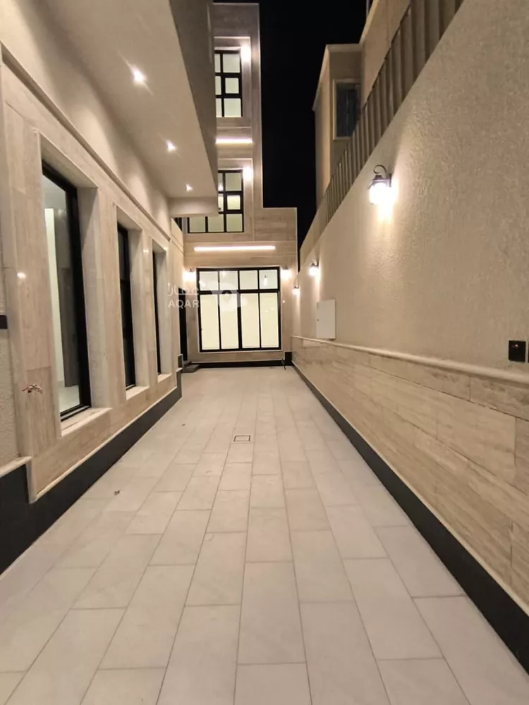 فيلا للبيع في شارع خلائل, حي ظهرة لبن, مدينة الرياض, منطقة الرياض 15
