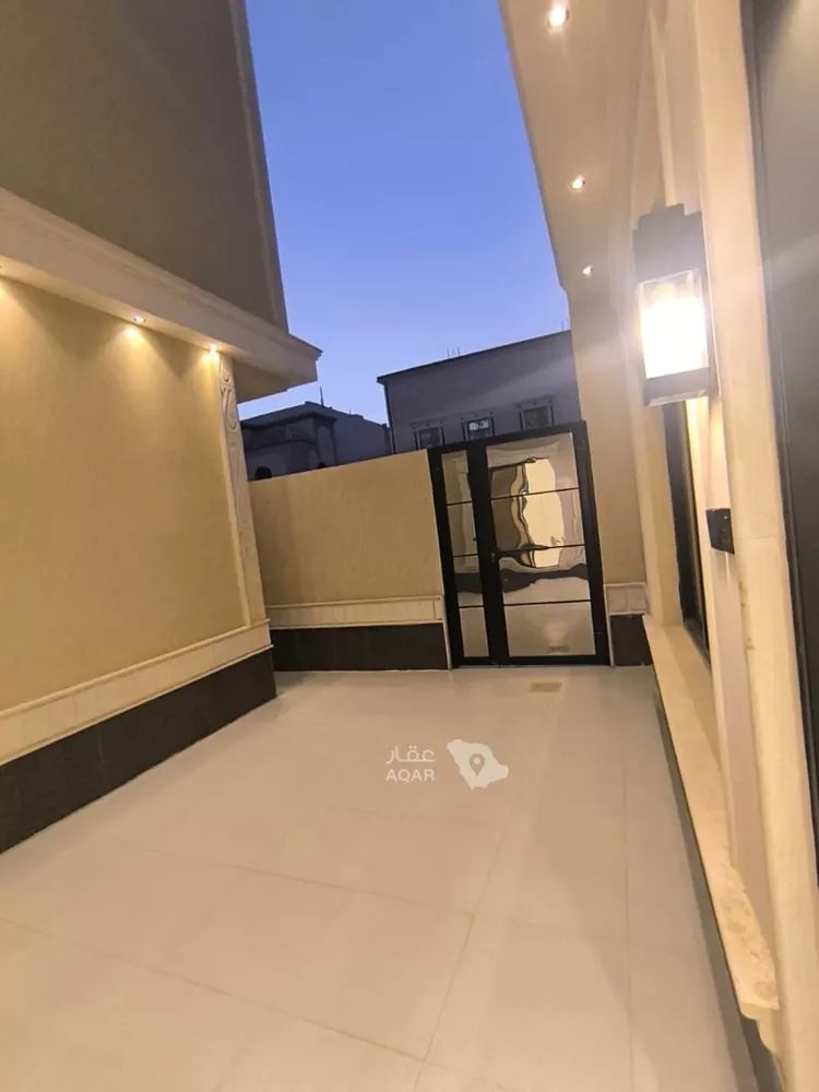 فيلا للبيع في شارع خلائل, حي ظهرة لبن, مدينة الرياض, منطقة الرياض 3