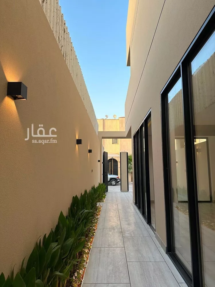 دور للبيع في شارع أبي عقبة الثقفي, حي الملك فهد, مدينة الرياض, منطقة الرياض صورة 5