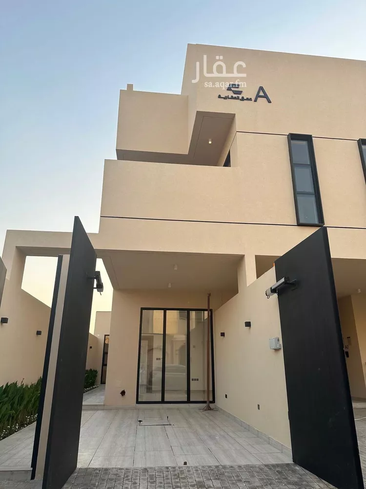 دور للبيع في شارع أبي عقبة الثقفي ، حي الملك فهد ، الرياض ، منطقة الرياض صورة 4