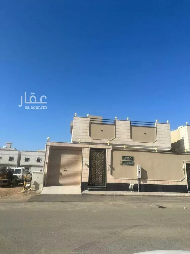 فيلا للبيع في شارع عبدالعزيز بن رويشد, حي الفلاح, مدينة جدة, منطقة مكة المكرمة صورة 2
