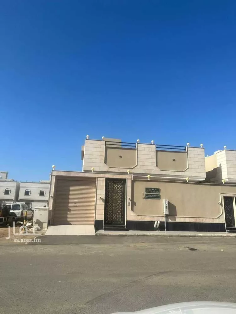 فيلا للبيع في شارع عبدالعزيز بن رويشد, حي الفلاح, مدينة جدة, منطقة مكة المكرمة