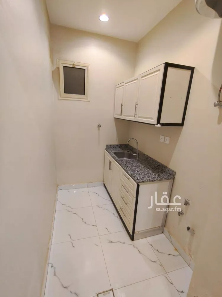 شقة للإيجار في شارع ابراهيم بن الاحمدي, حي القيروان, مدينة الرياض, منطقة الرياض صورة 4
