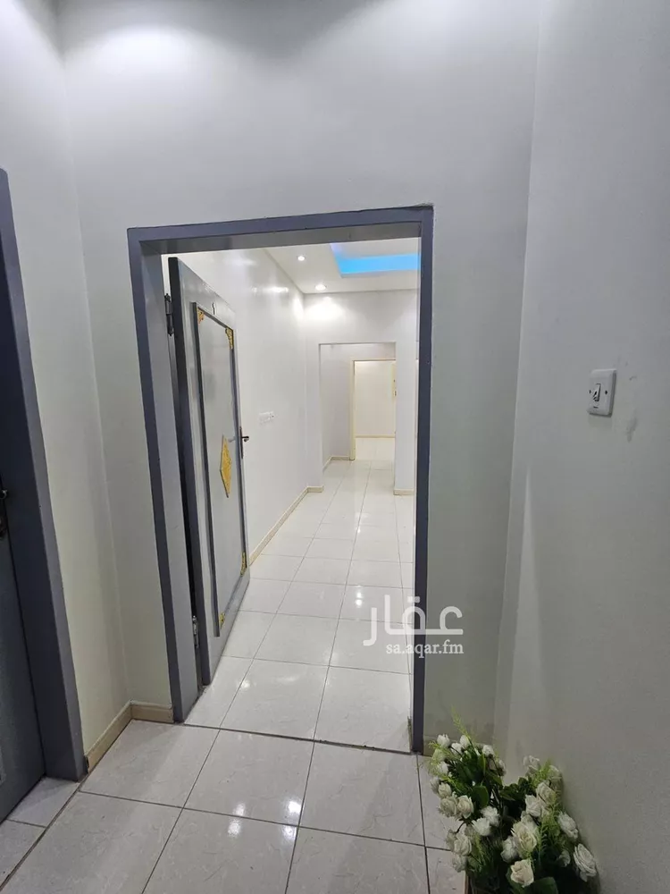 شقة للإيجار في شارع عبدالله بن قيس, حي إشبيلية, مدينة الرياض, منطقة الرياض صورة 3