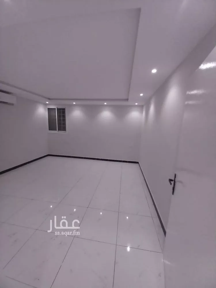 شقة للإيجار في شارع عبدالله بن قيس, حي إشبيلية, مدينة الرياض, منطقة الرياض صورة 3