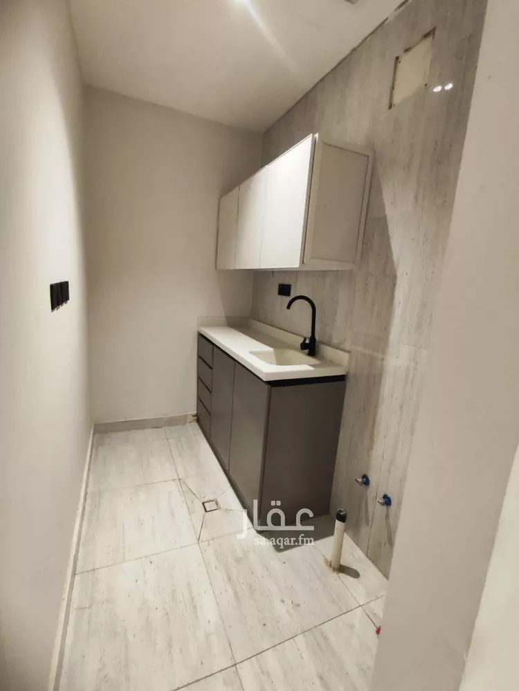 شقة للإيجار في شارع بعلبك, حي غرناطة, مدينة الرياض, منطقة الرياض صورة 4