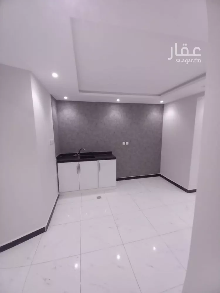 شقة للإيجار في شارع عبدالله بن قيس, حي إشبيلية, مدينة الرياض, منطقة الرياض صورة 2