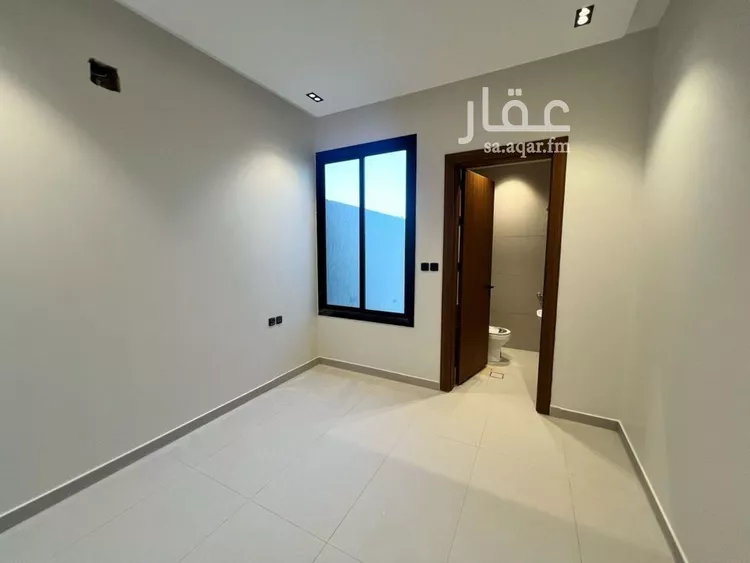 دور للبيع في شارع رقم 389, حي المونسية, مدينة الرياض, منطقة الرياض صورة 5