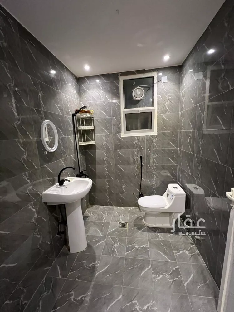 شقة للإيجار في شارع عبدالله بن قيس, حي إشبيلية, مدينة الرياض, منطقة الرياض صورة 2