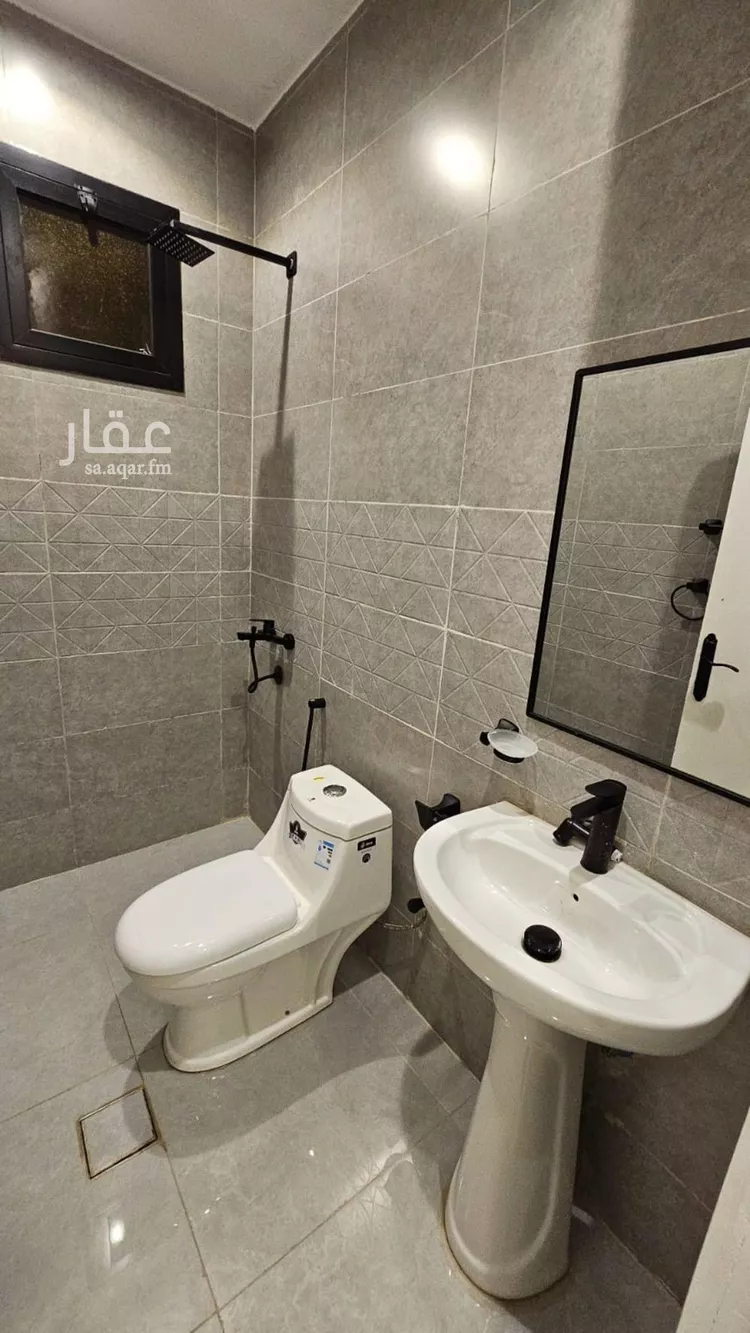 شقة للإيجار في شارع طلحا, حي العقيق, مدينة الرياض, منطقة الرياض صورة 3