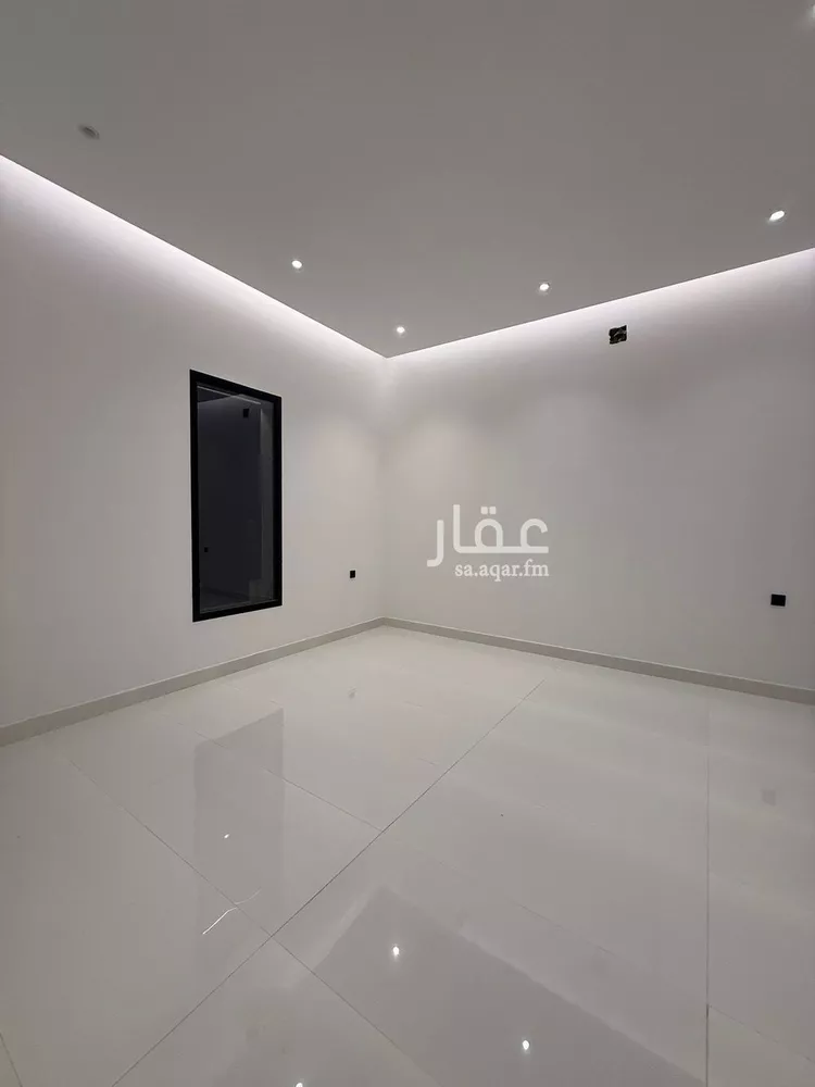 فيلا للبيع في شارع أحمد بن الحسن الأنصاري, حي المهدية, مدينة الرياض, منطقة الرياض صورة 5