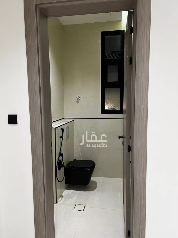 فيلا للبيع في شارع السيل, حي المهدية, مدينة الرياض, منطقة الرياض صورة 5