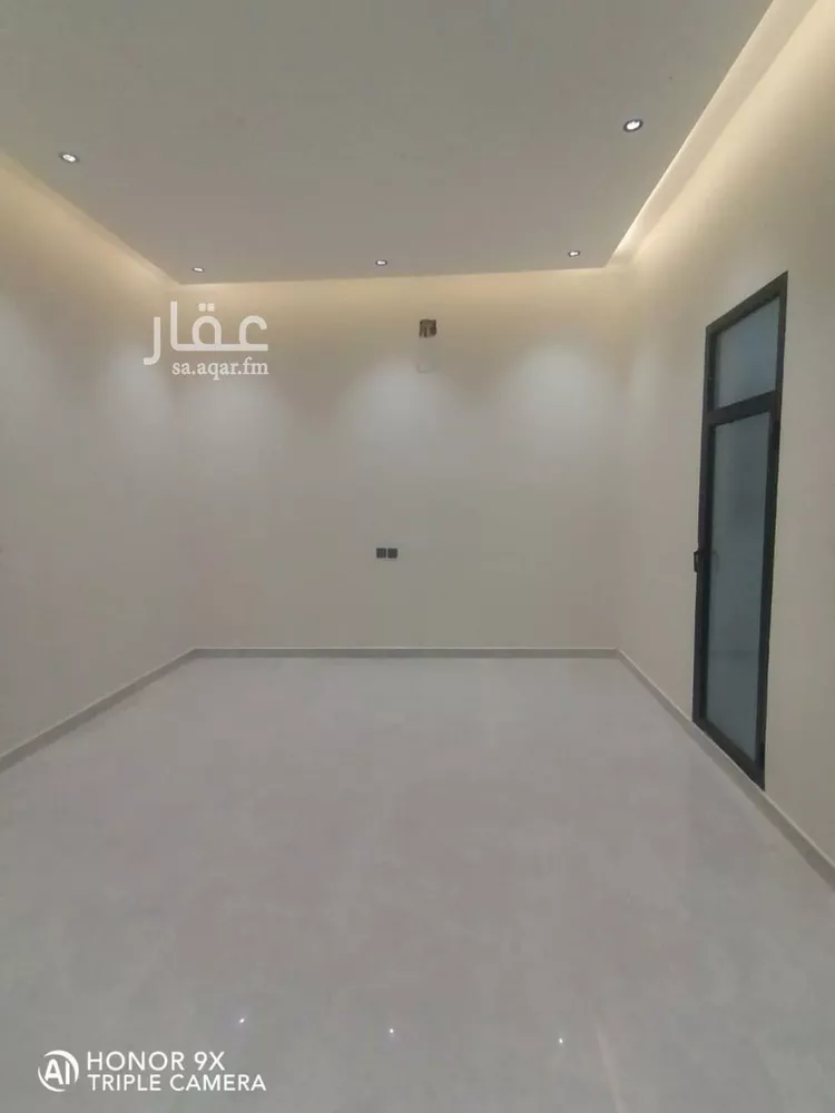 دور للبيع في شارع يونس بن الحارث الطائفي, حي أحد, مدينة الرياض, منطقة الرياض صورة 2