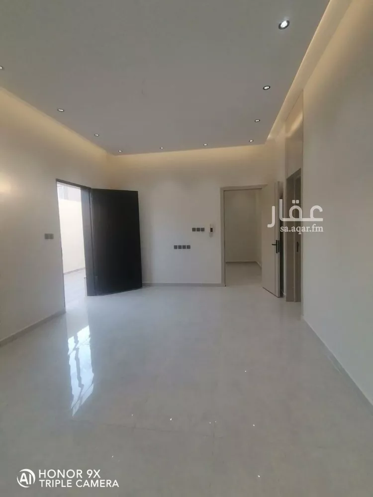 دور للبيع في شارع النظال, حي أحد, مدينة الرياض, منطقة الرياض صورة 2