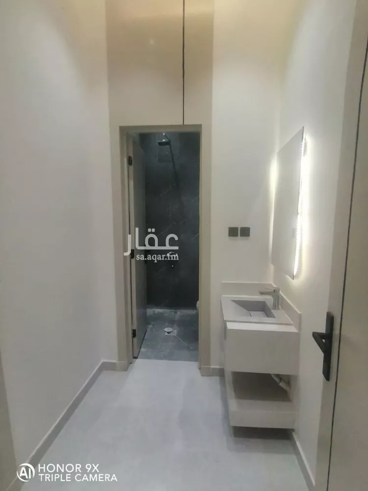 دور للبيع في شارع النظال, حي أحد, مدينة الرياض, منطقة الرياض صورة 4