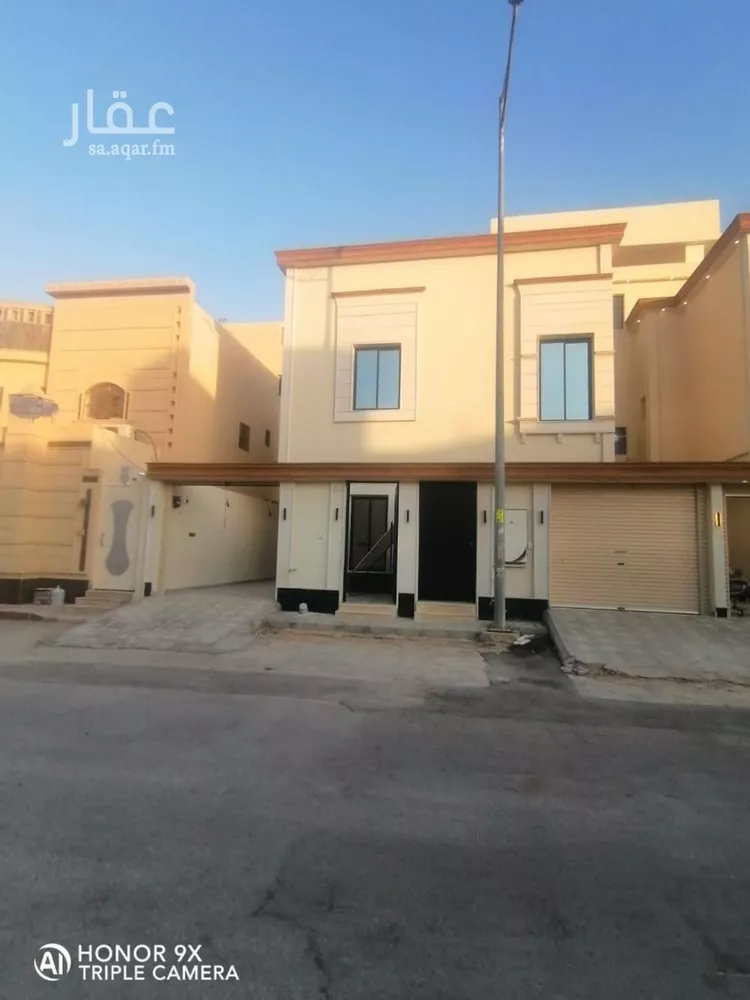 دور للبيع في شارع يونس بن الحارث الطائفي, حي أحد, مدينة الرياض, منطقة الرياض