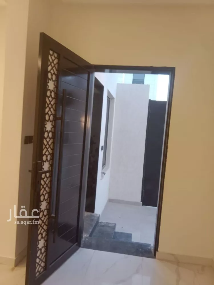 دور للبيع في شارع الحزمة, حي ديراب, مدينة الرياض, منطقة الرياض صورة 3