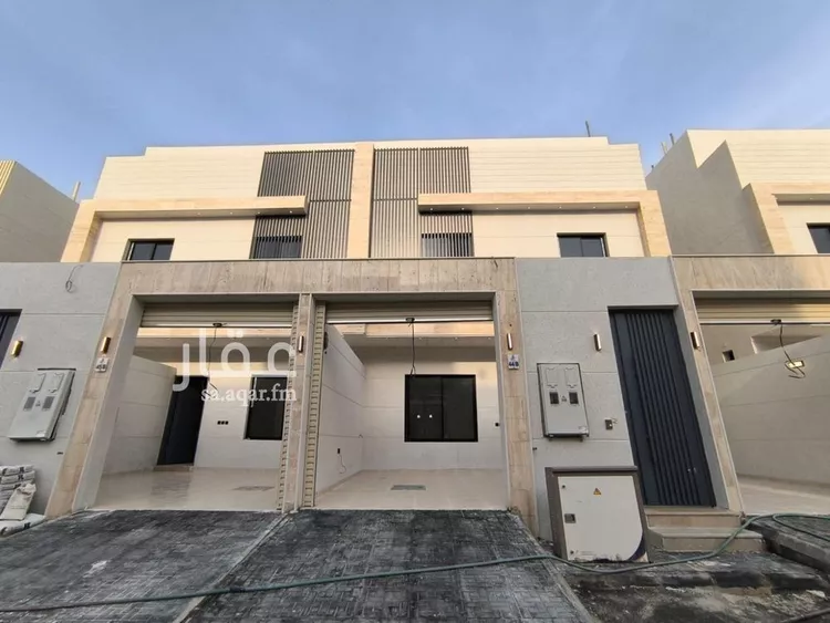 فيلا للبيع في شارع زيد بن أسلم, حي عكاظ, مدينة الرياض, منطقة الرياض