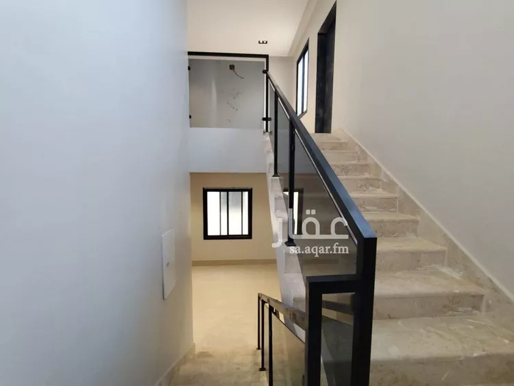 فيلا للبيع في شارع أمين المحبي, حي العريجاء الغربي, مدينة الرياض, منطقة الرياض صورة 5