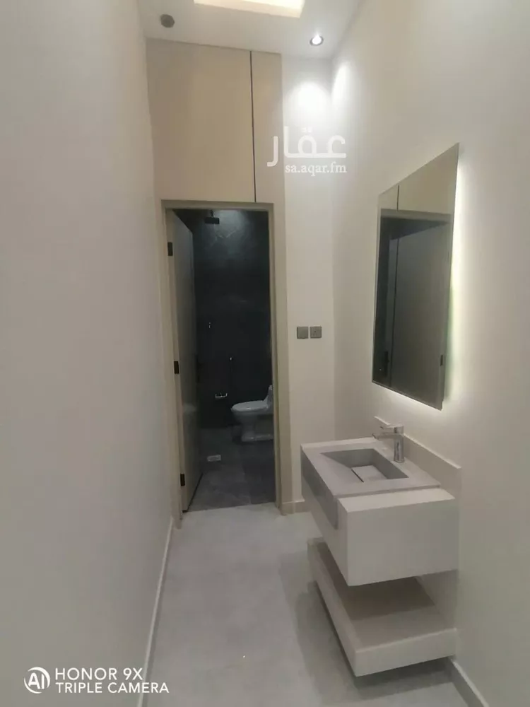 دور للبيع في شارع النظال, حي أحد, مدينة الرياض, منطقة الرياض صورة 5