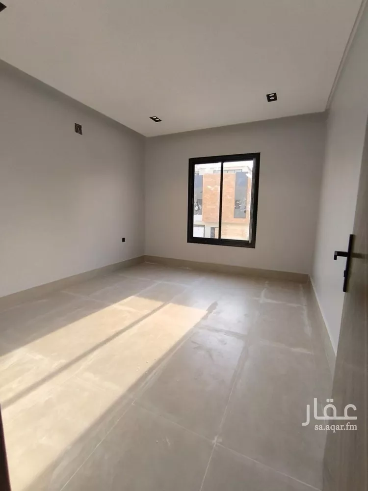 فيلا للبيع في شارع زيد بن أسلم, حي عكاظ, مدينة الرياض, منطقة الرياض صورة 5