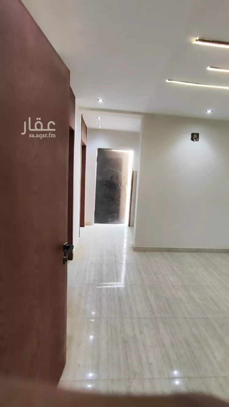 Floor for Sale in Riyadh Al Uraija Al Gharbiyah 14