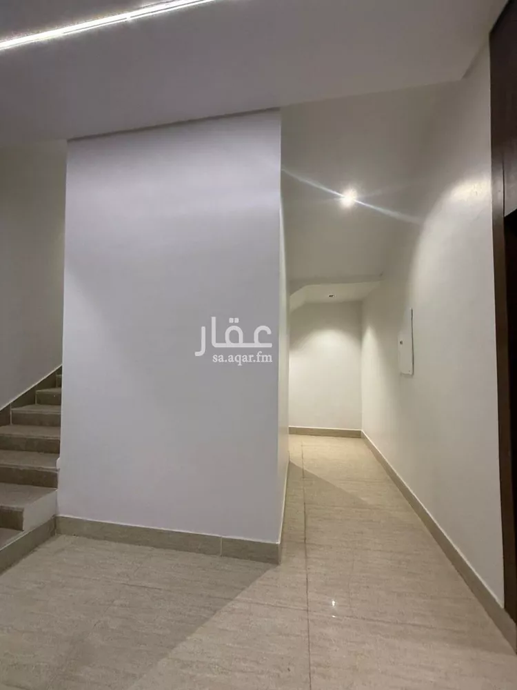 Floor for Sale in Riyadh Dahiat Namar 8