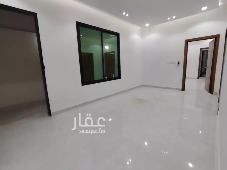 Floor for Sale in Riyadh Al Uraija Al Gharbiyah 11