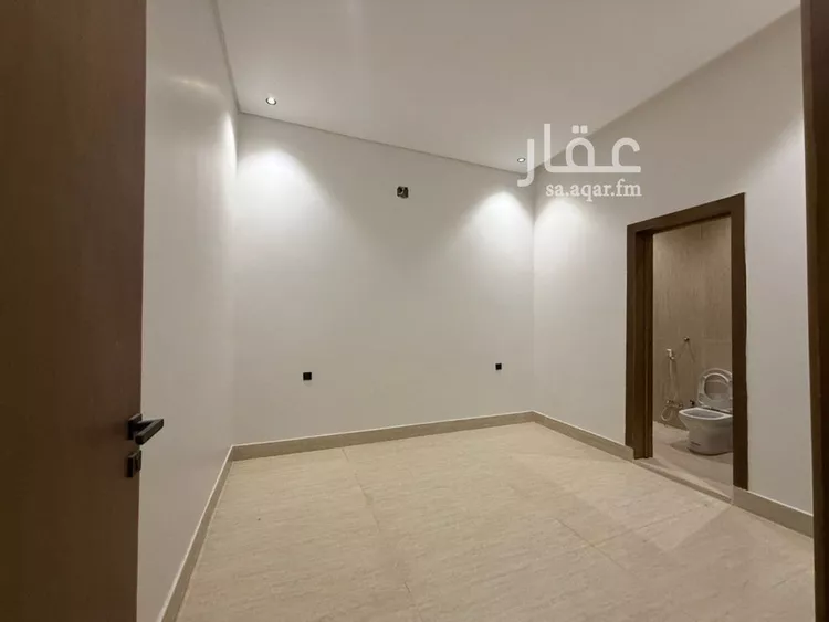 Floor for Sale in Riyadh Tuwaiq 6