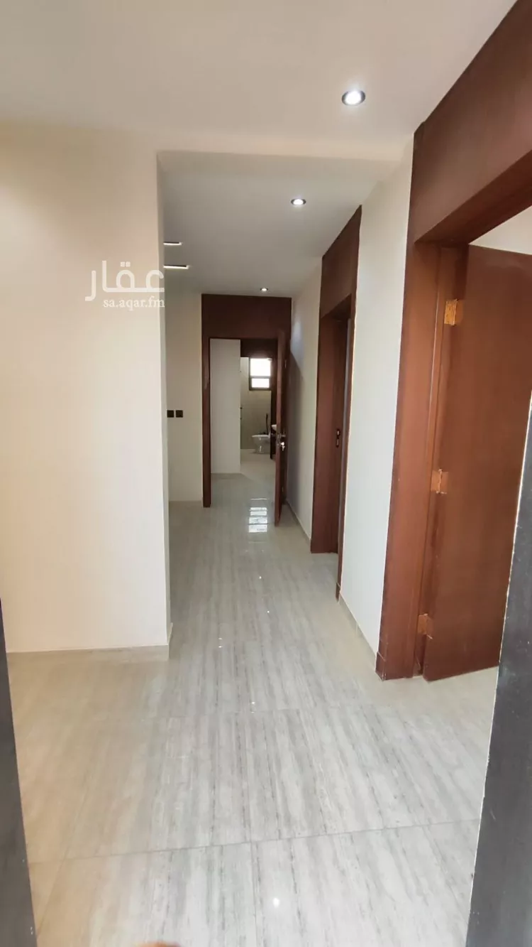 Floor for Sale in Riyadh Al Uraija Al Gharbiyah 23