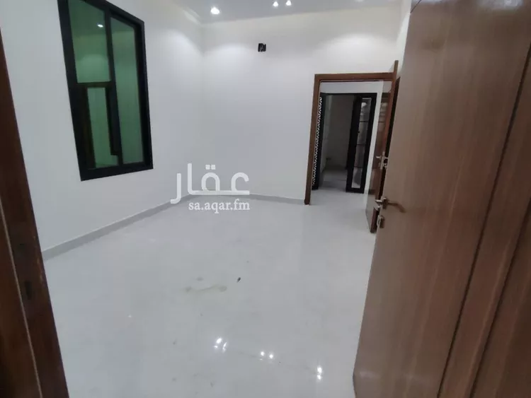 Floor for Sale in Riyadh Al Uraija Al Gharbiyah 10