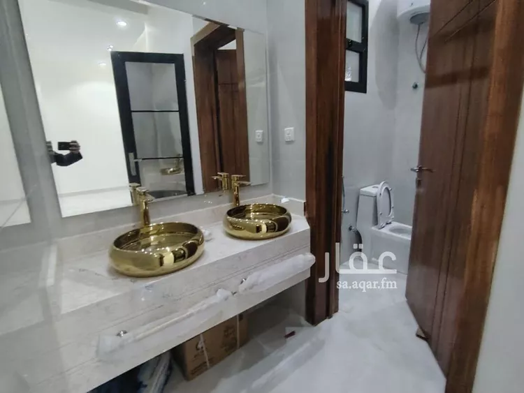 Floor for Sale in Riyadh Al Uraija Al Gharbiyah 12