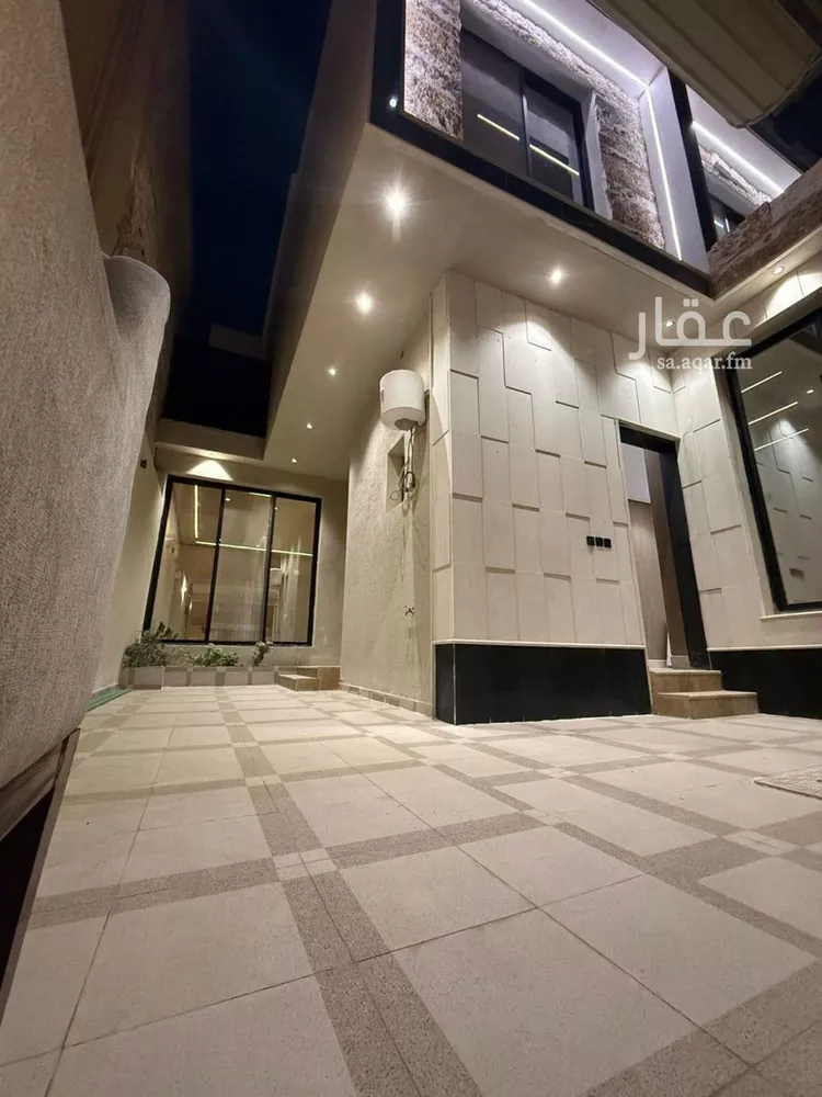 Floor for Sale in Riyadh Tuwaiq 10