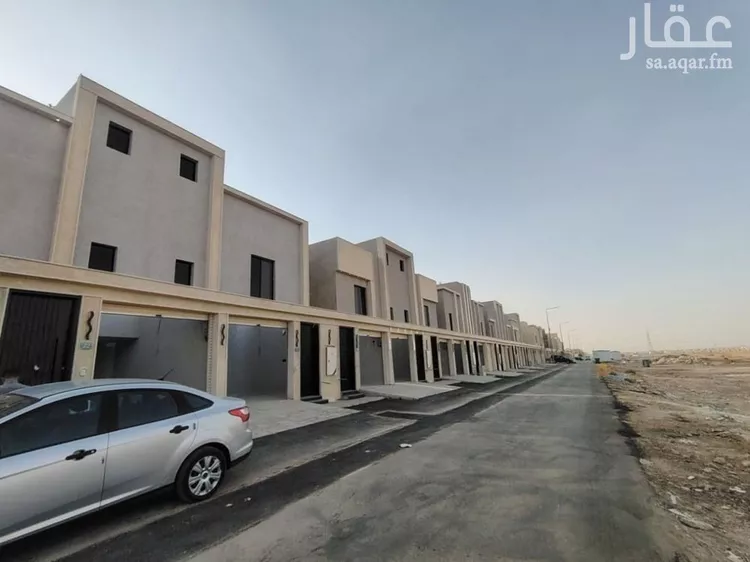 دور للبيع في شارع أبي ذر الحنفي, حي بدر, مدينة الرياض, منطقة الرياض صورة 4