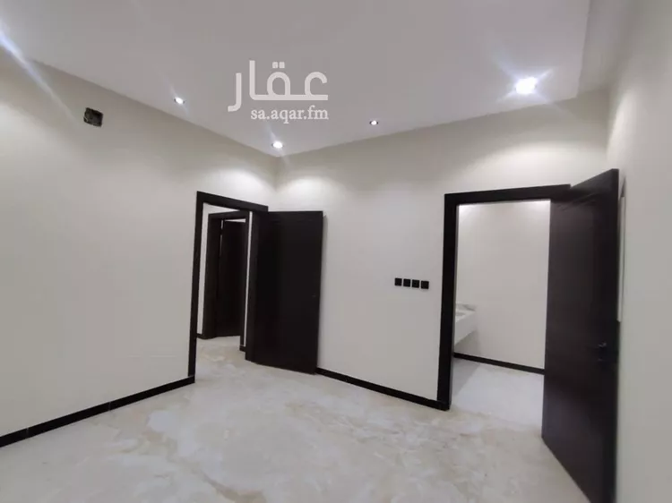 دور للبيع في شارع أبي ذر الحنفي, حي بدر, مدينة الرياض, منطقة الرياض صورة 5