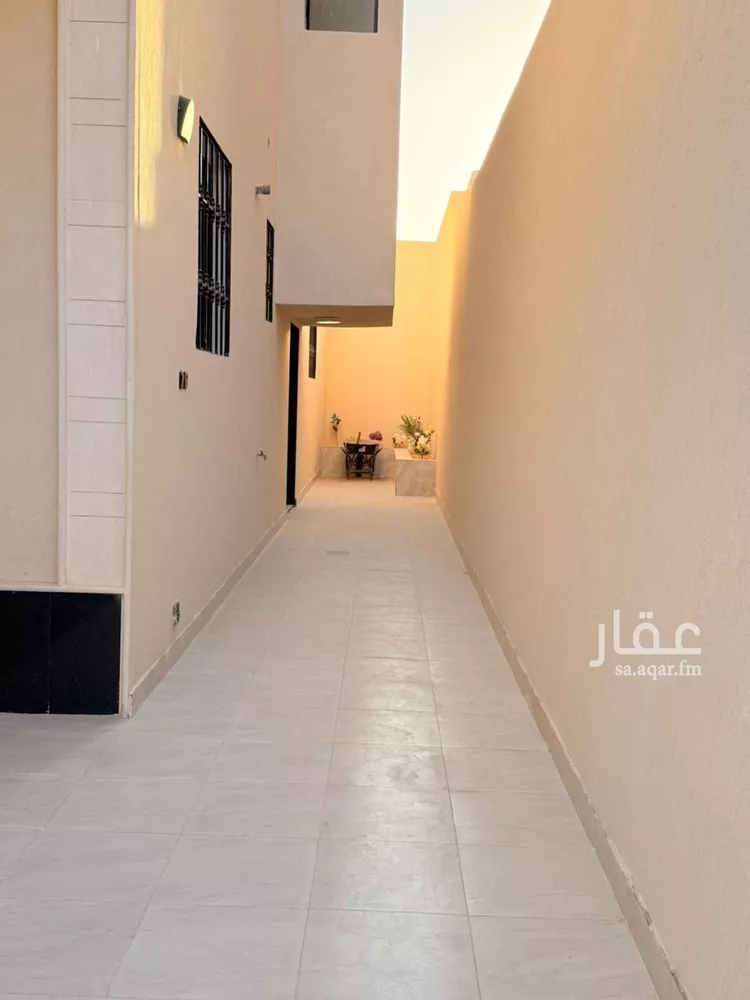 فيلا للبيع في شارع البلور, حي العريجاء الأوسط, مدينة الرياض, منطقة الرياض صورة 4