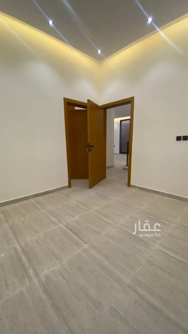 فيلا للبيع في شارع حيرة, حي عكاظ, مدينة الرياض, منطقة الرياض صورة 5