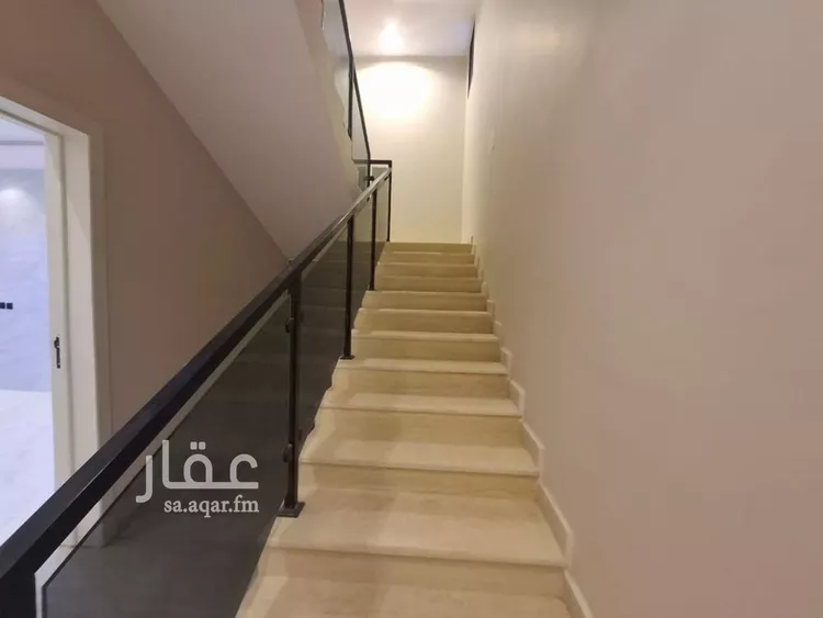 فيلا للبيع في شارع اللحي, حي العريجاء الغربي, مدينة الرياض, منطقة الرياض صورة 4