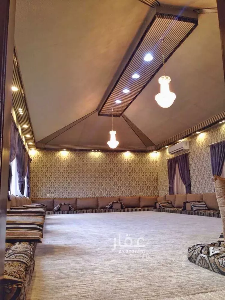 استراحة للبيع في شارع إسحاق القراب ، حي الشرق ، الرياض ، منطقة الرياض صورة 4