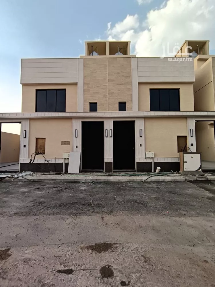 فيلا للبيع في شارع الحارث بن كلدة الثقفي, حي العوالي, مدينة الرياض, منطقة الرياض صورة 3