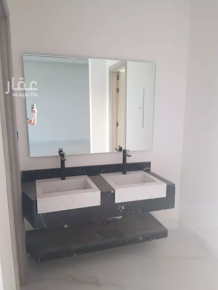 فيلا للبيع في شارع ابن سبرة, حي العوالي, مدينة الرياض, منطقة الرياض صورة 3