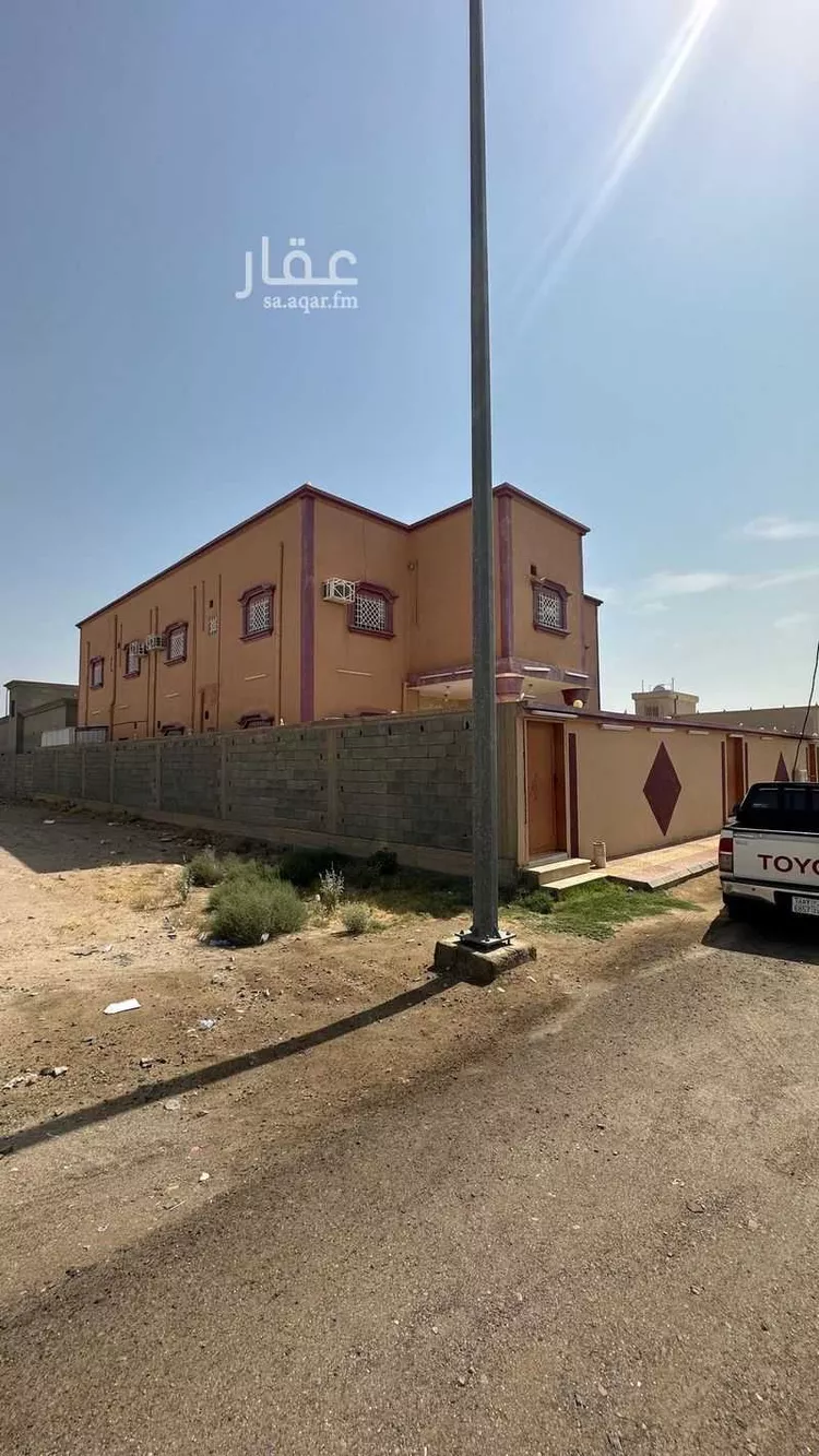 فيلا للبيع في شارع العزيزية 29, حي العزيزية, مدينة تثليث, منطقة عسير صورة 3