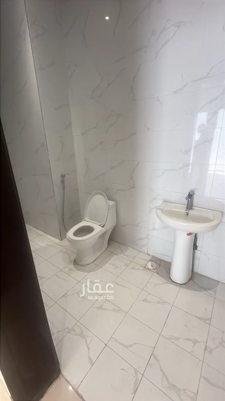 شقة للإيجار في شارع الدهناء, حي الملقا, مدينة الرياض, منطقة الرياض صورة 3