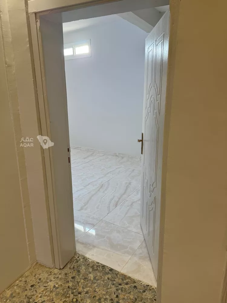 عمارة للإيجار في شارع الدبدبه, حي الشرقية, مدينة الطائف, منطقة مكة المكرمة 2