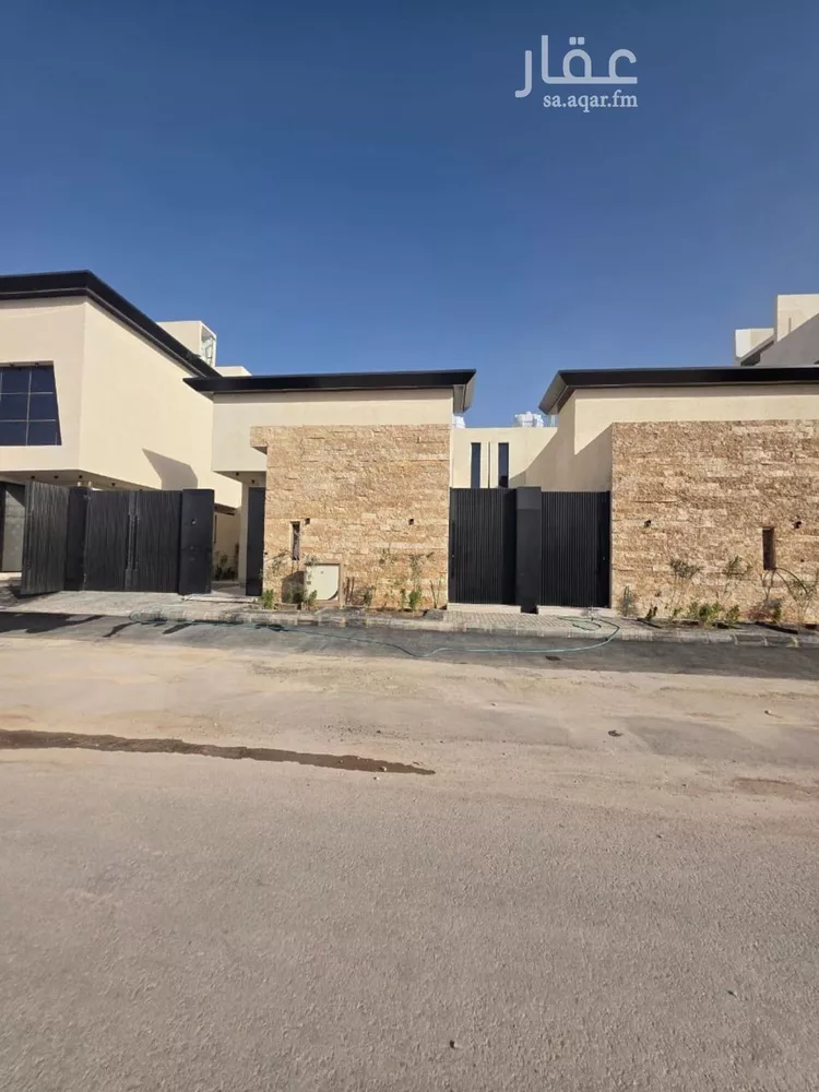 دور للبيع في شارع حرة الحجرة, حي الجنادرية, مدينة الرياض, منطقة الرياض